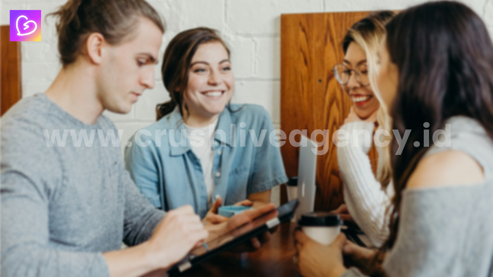 How to Provide Motivation to Hosts as Crush Live Agents