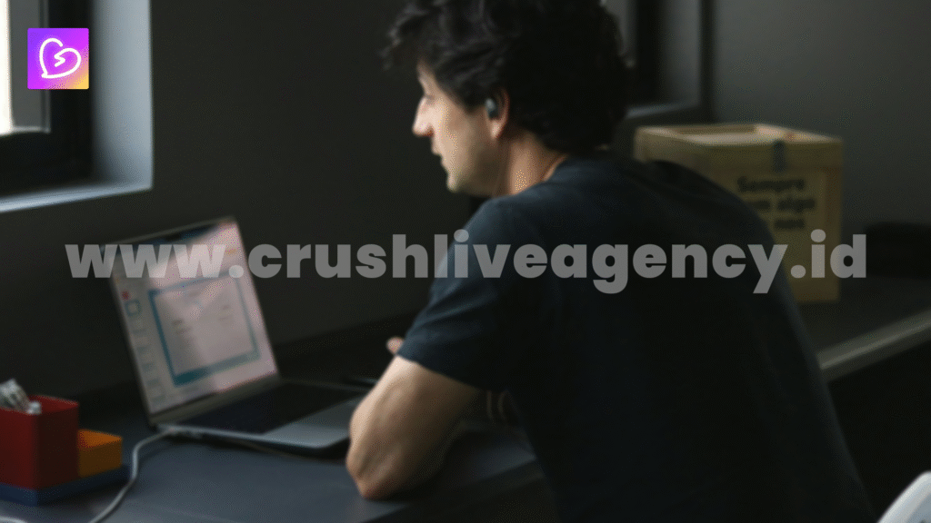 One-on-one Coaching With Hosts as Crush Live Agents