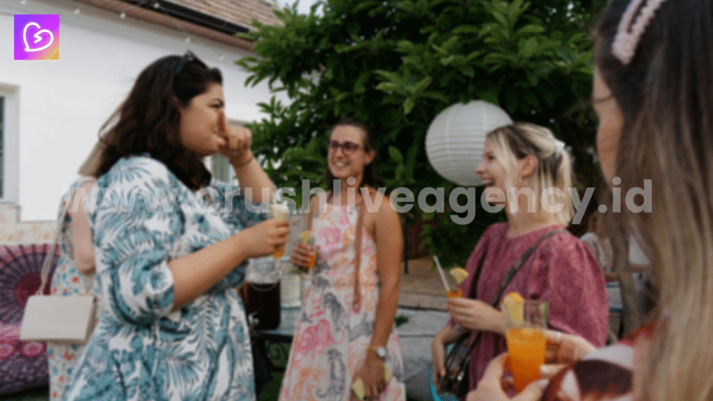 Creating New Friends On Stream for Crush Live Hosts